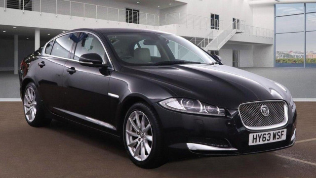 JAGUAR XF