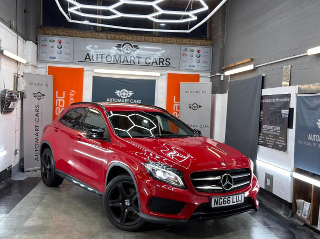 MERCEDES-BENZ GLA
