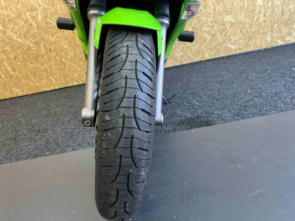 KAWASAKI ER-6F