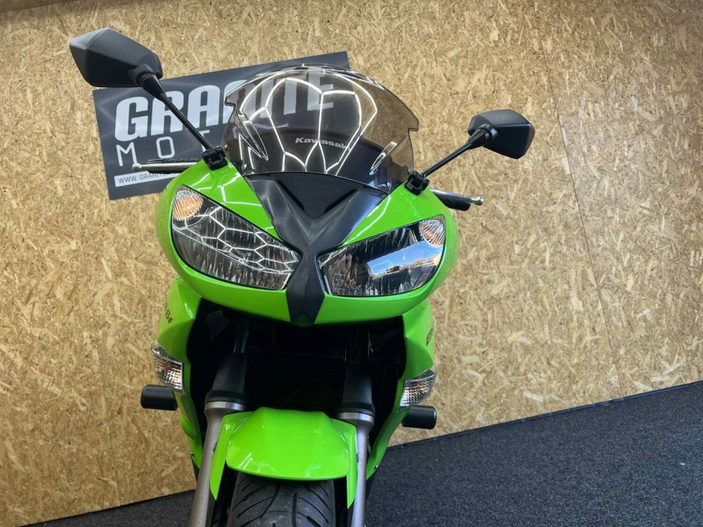 KAWASAKI ER-6F