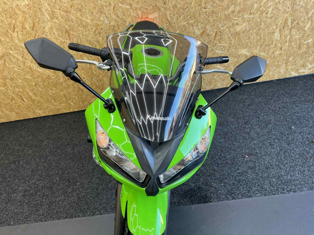 KAWASAKI ER-6F