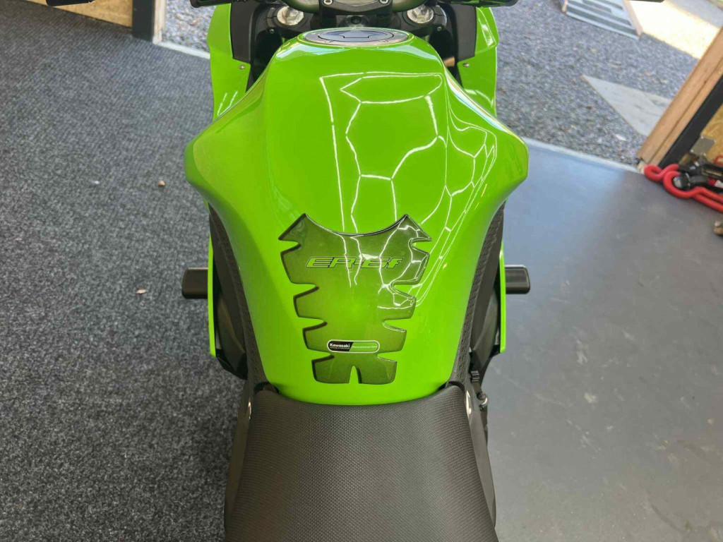 KAWASAKI ER-6F
