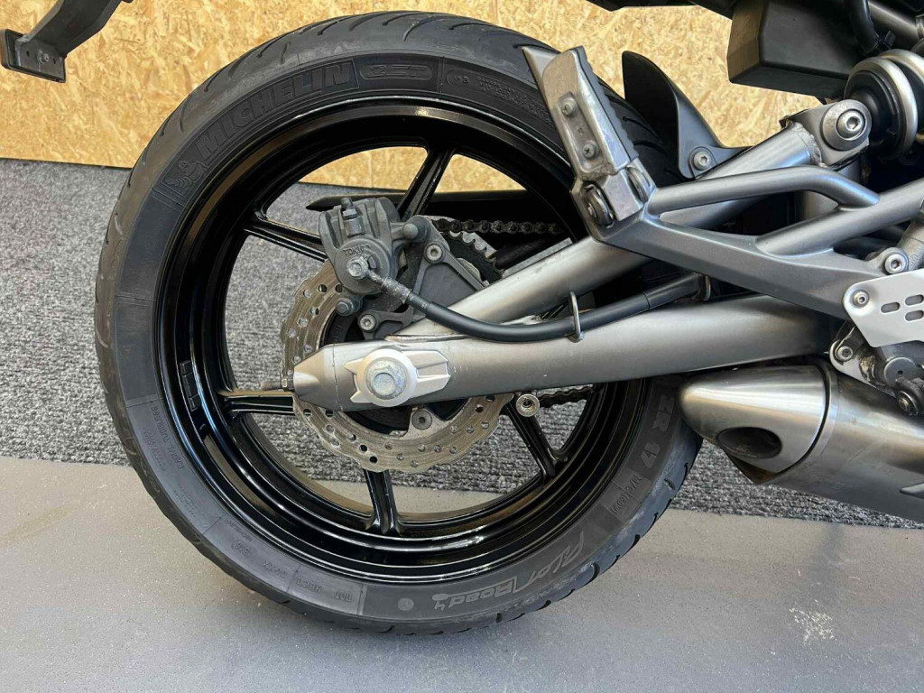 KAWASAKI ER-6F