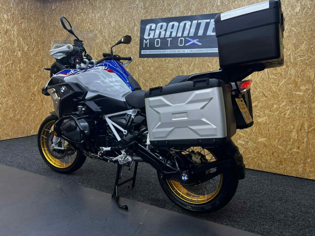 BMW R1250GS