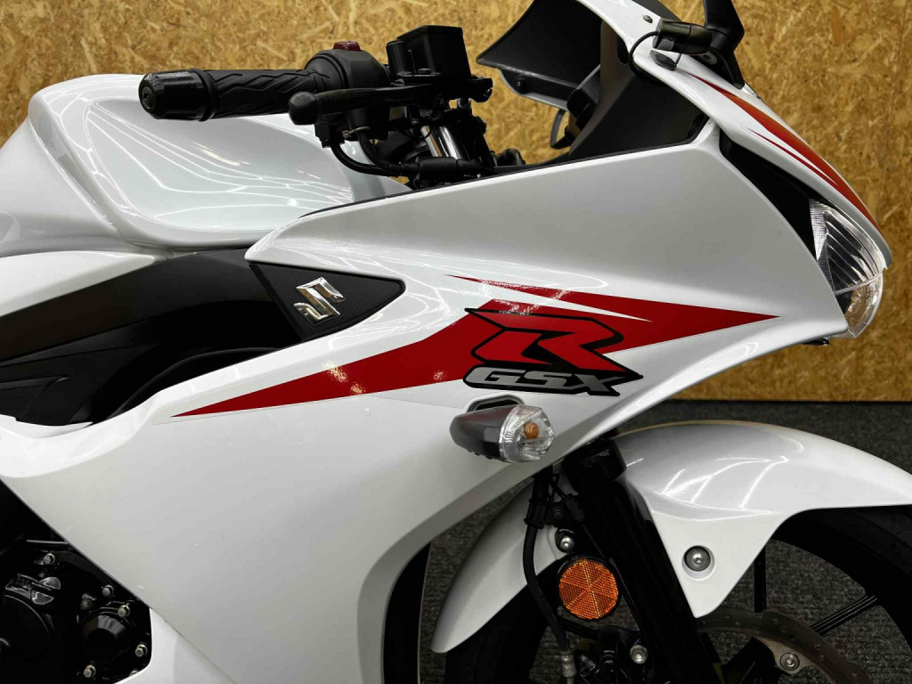 SUZUKI GSXR125