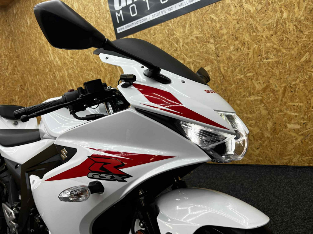 SUZUKI GSXR125