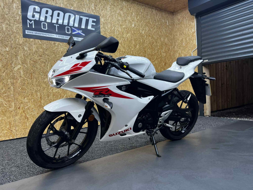 SUZUKI GSXR125