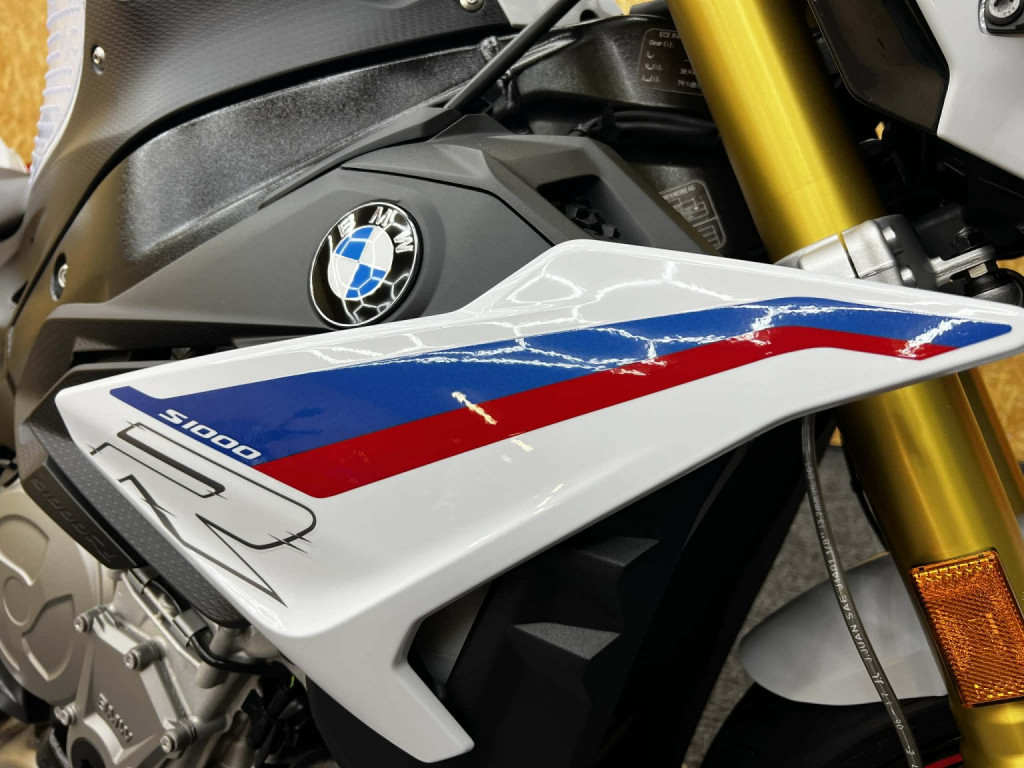 BMW S1000R