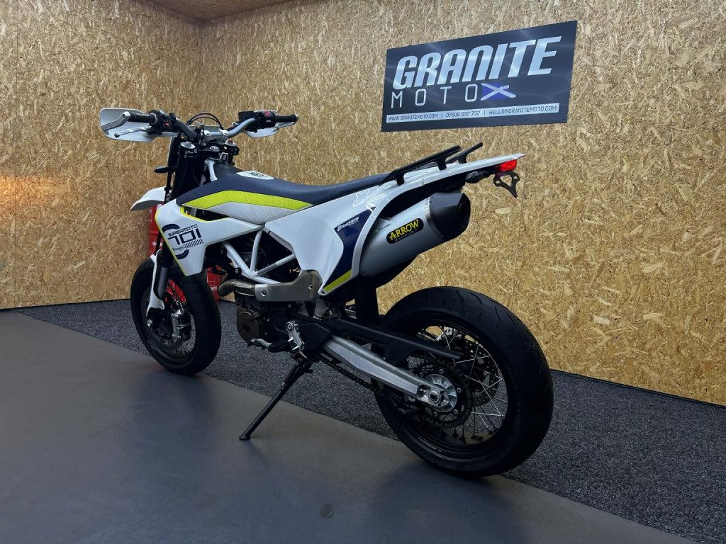 HUSQVARNA 701