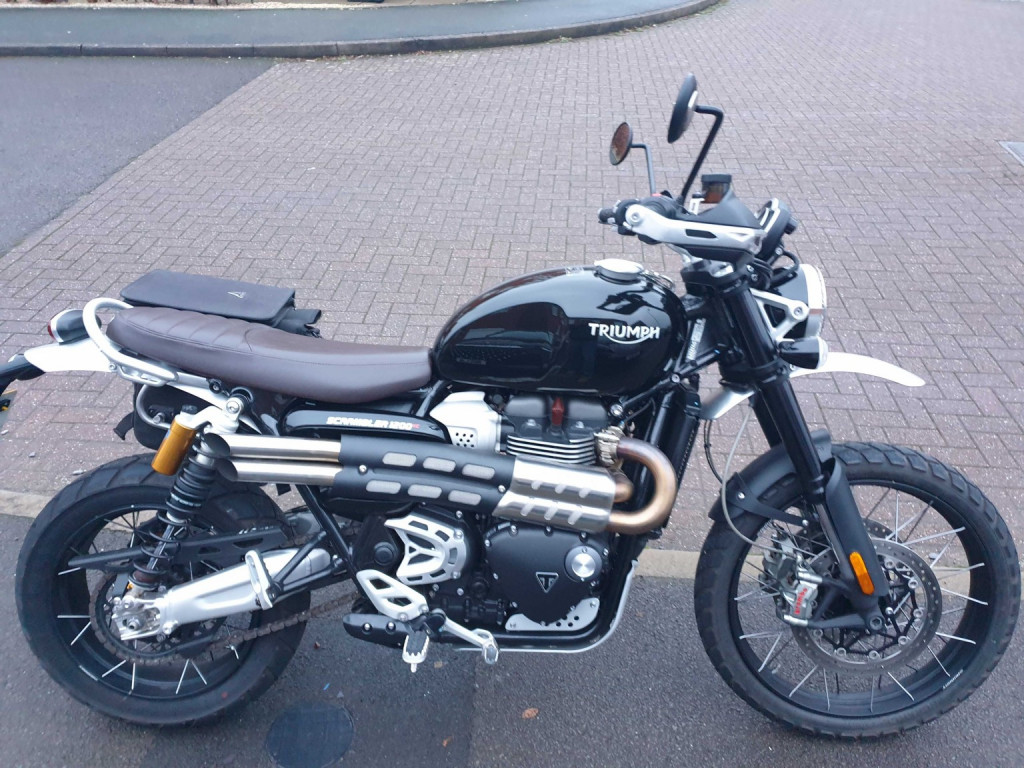 TRIUMPH SCRAMBLER 1200