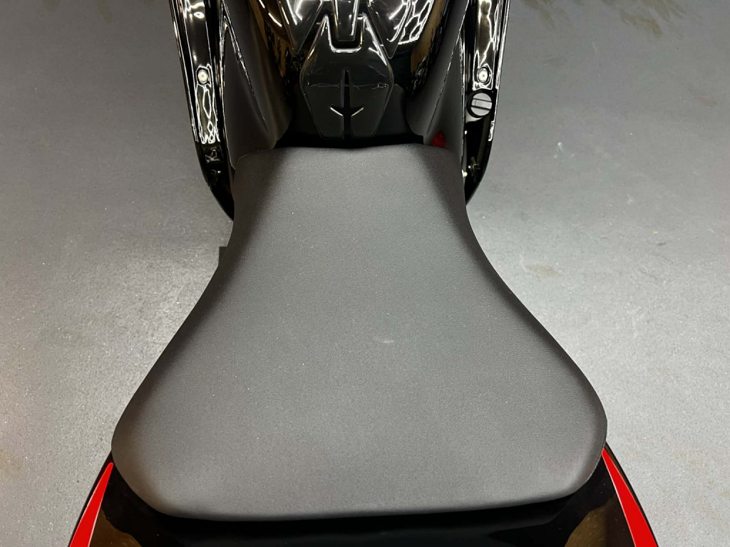 APRILIA RSV 1000