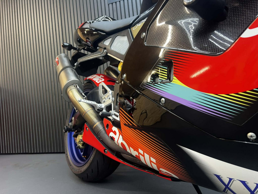 APRILIA RSV 1000