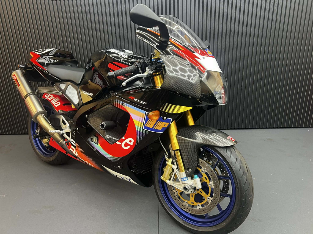 APRILIA RSV 1000