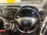 NISSAN E-NV200