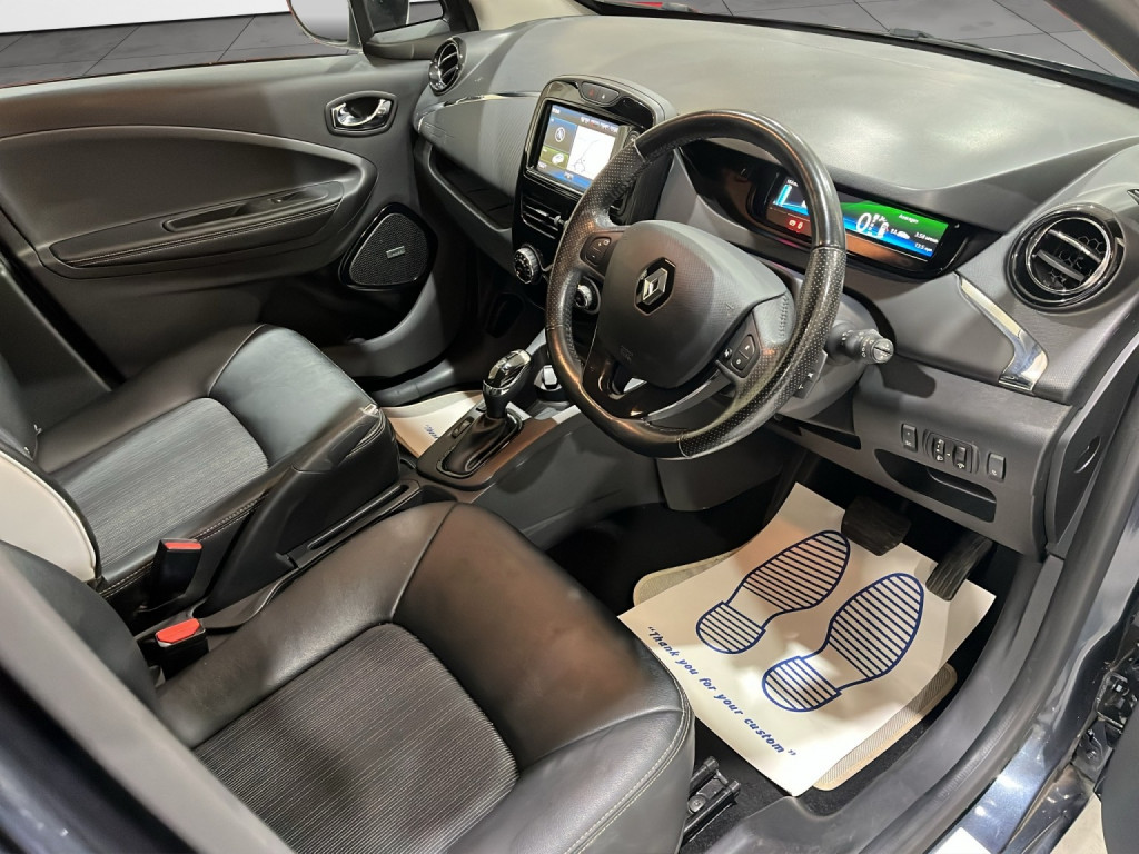 RENAULT ZOE
