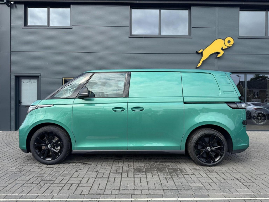 VOLKSWAGEN ID. BUZZ CARGO