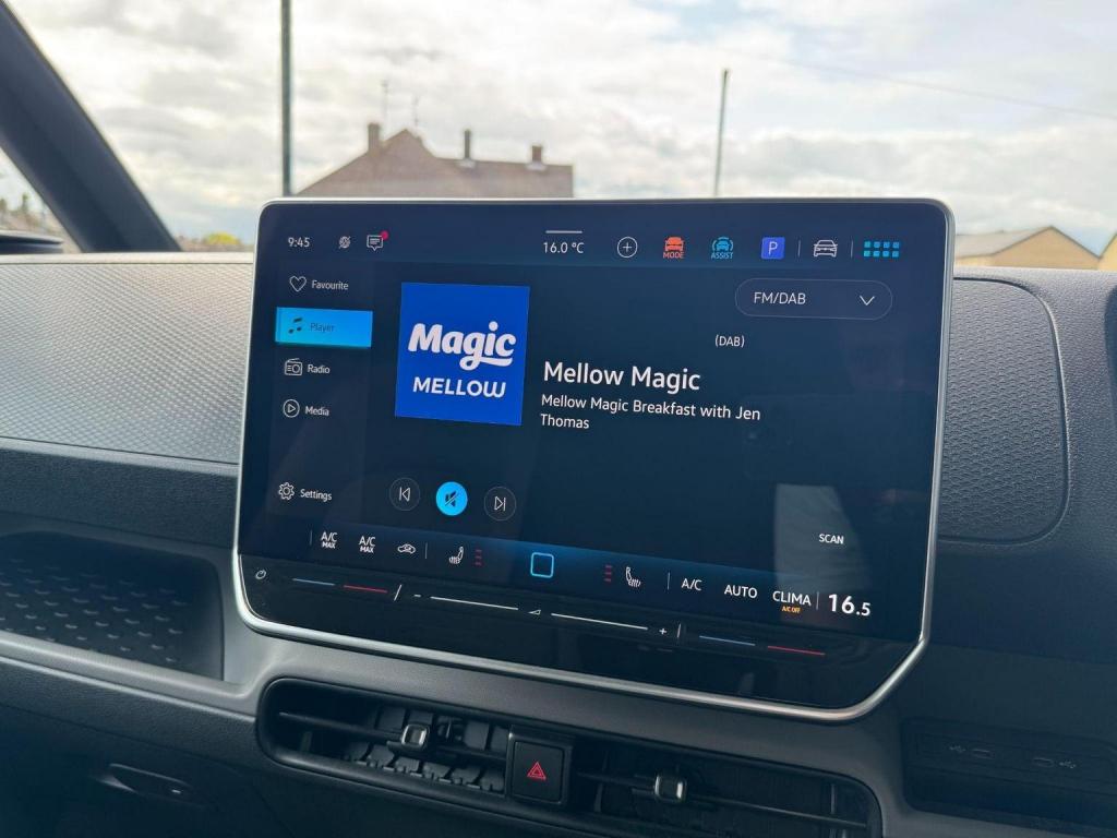 VOLKSWAGEN ID. BUZZ CARGO