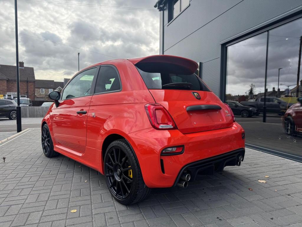 ABARTH 695