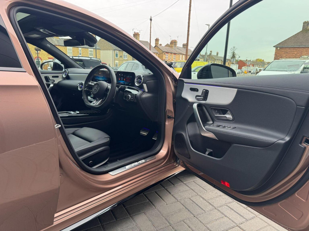 MERCEDES-BENZ A CLASS