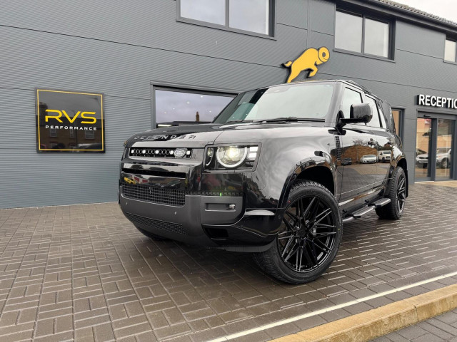 LAND ROVER DEFENDER 110