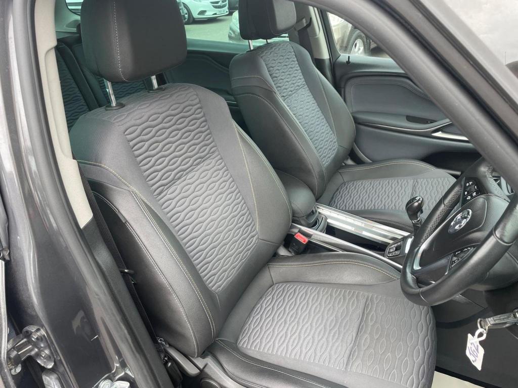 VAUXHALL ZAFIRA TOURER