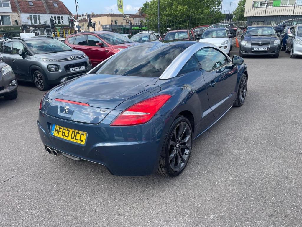 PEUGEOT RCZ