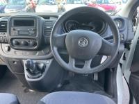 VAUXHALL VIVARO