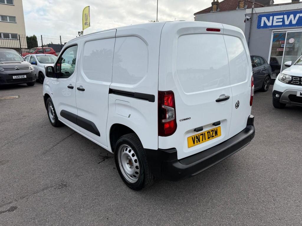 VAUXHALL COMBO