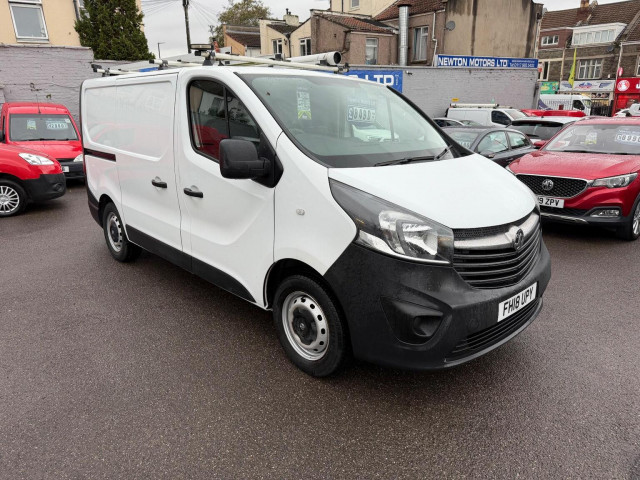 VAUXHALL VIVARO