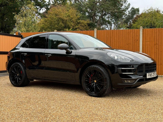PORSCHE