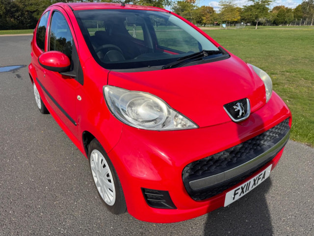PEUGEOT 107 1.0 12V Urban