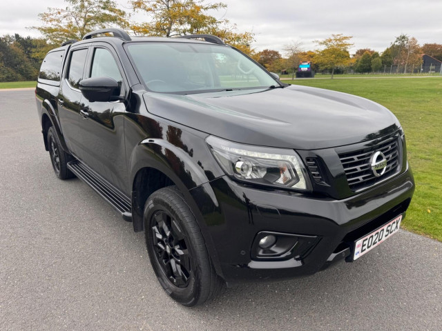 NISSAN NAVARA 2.3 dCi N-Guard