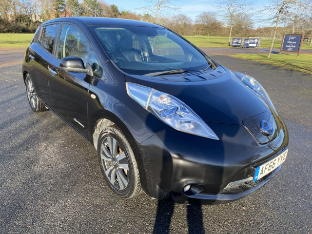 NISSAN LEAF 30kWh Tekna