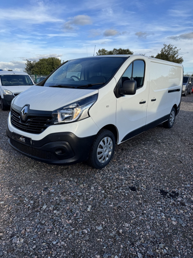 RENAULT TRAFIC
