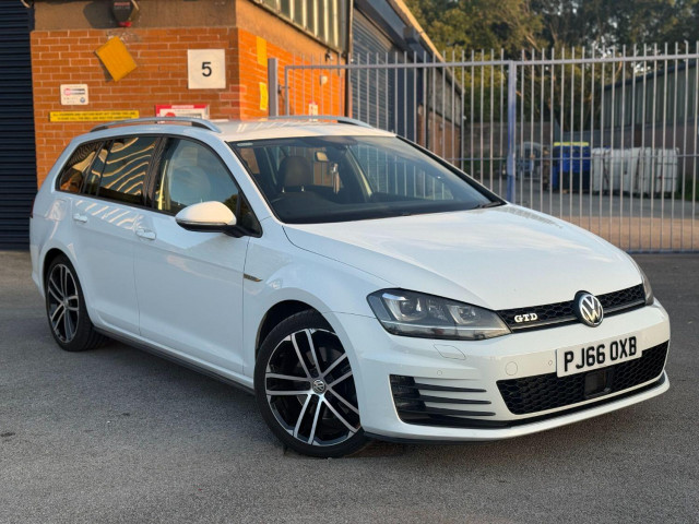 VOLKSWAGEN GOLF 2.0 TDI BlueMotion Tech GTD