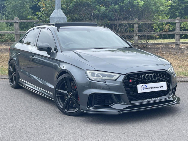 AUDI RS3 2.5 TFSI S Tronic quattro Euro 6 (s/s) 4dr