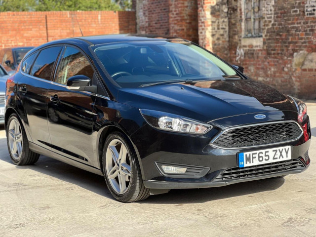 FORD FOCUS 1.0T EcoBoost Zetec Euro 6 (s/s) 5dr