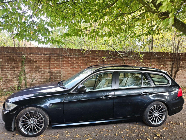BMW 3 SERIES 3.0 330i SE Touring Steptronic Euro 4 5dr