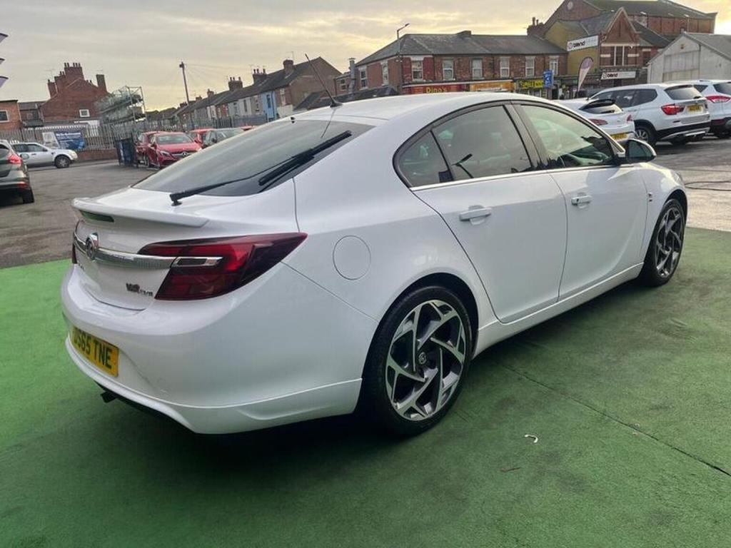 VAUXHALL INSIGNIA