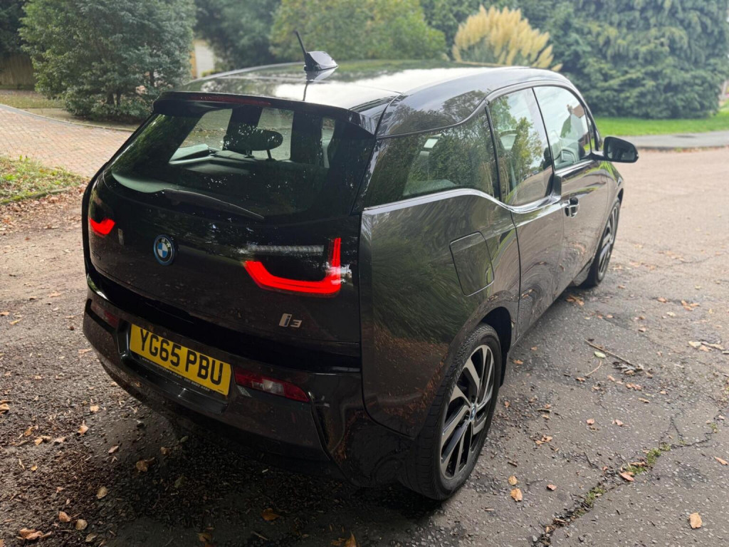 BMW I3