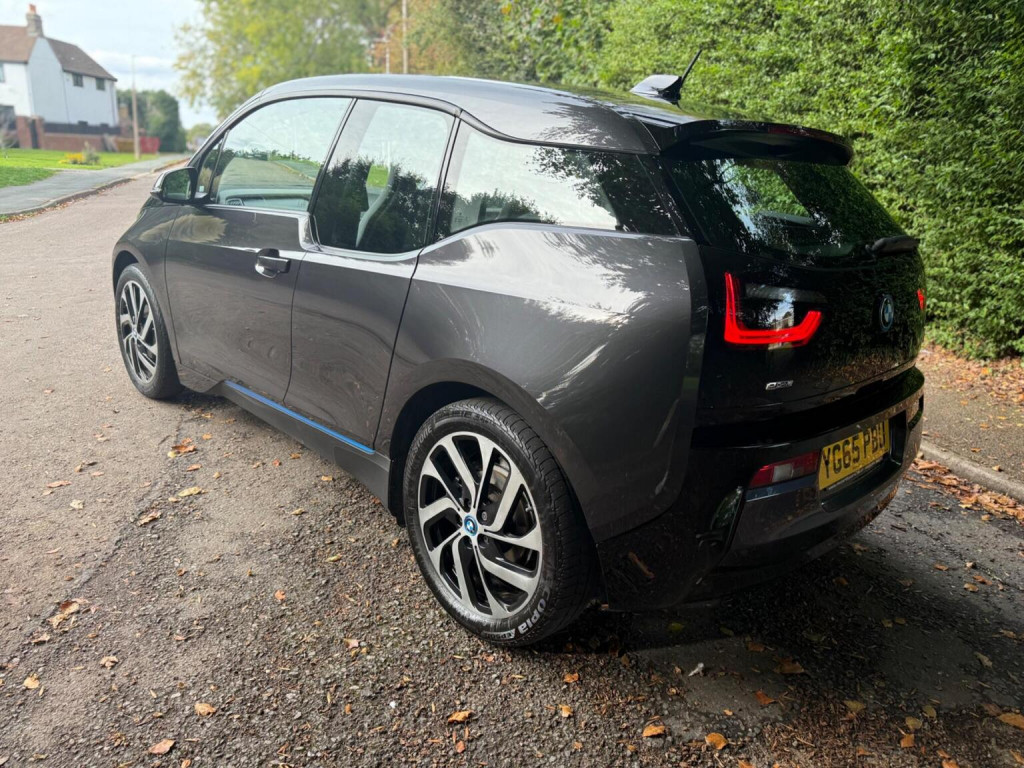 BMW I3