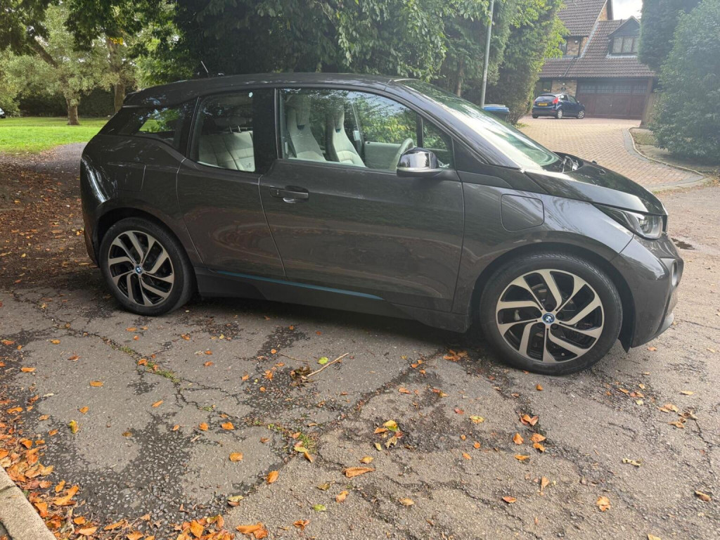 BMW I3
