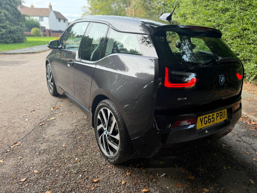 BMW I3
