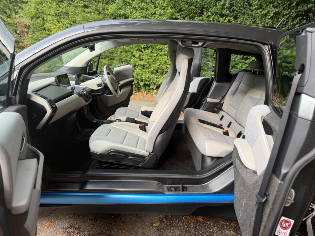 BMW I3