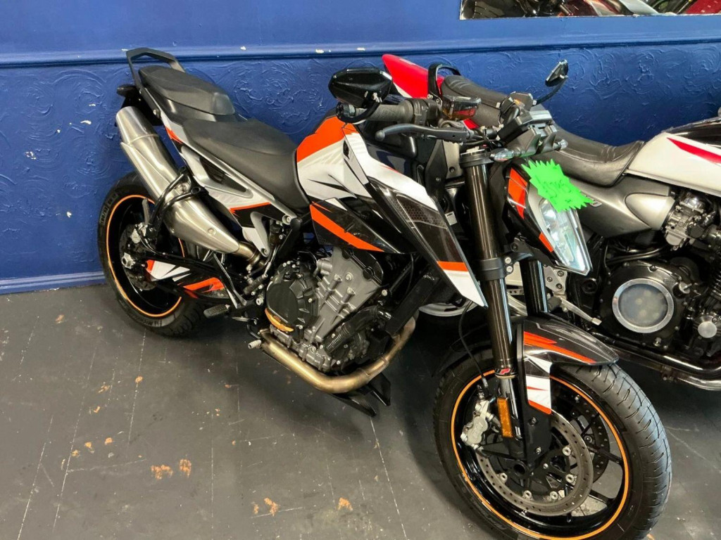KTM 790 DUKE