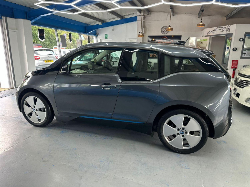 BMW I3