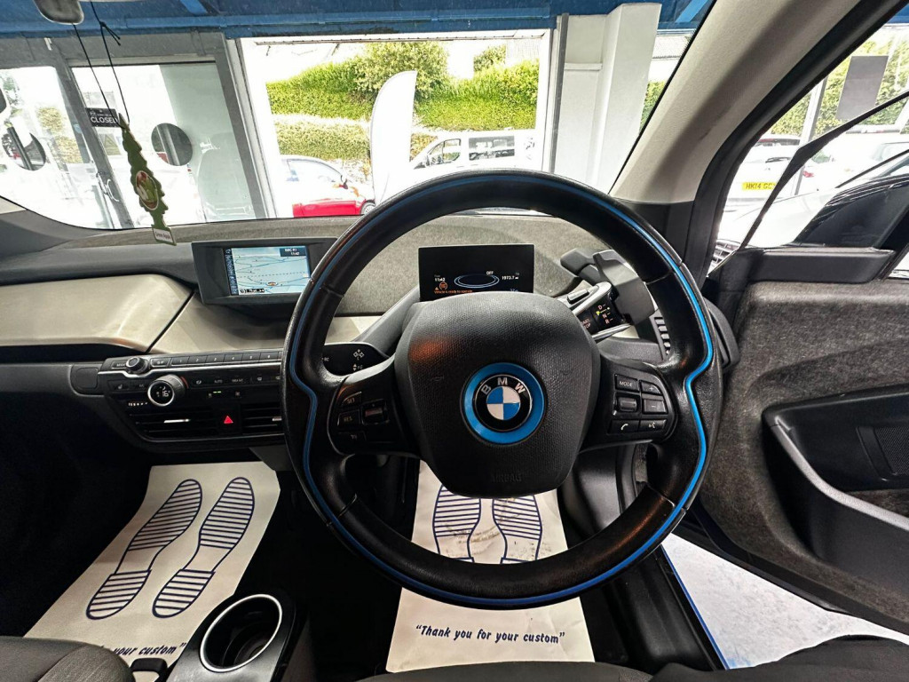BMW I3