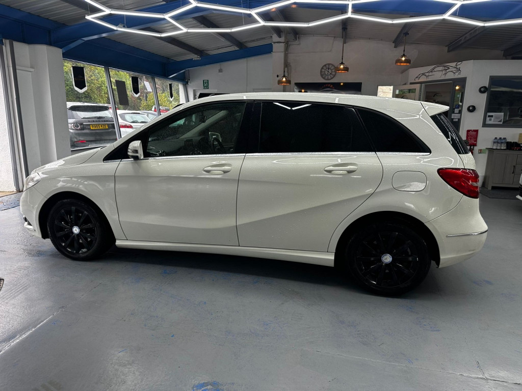 MERCEDES-BENZ B CLASS