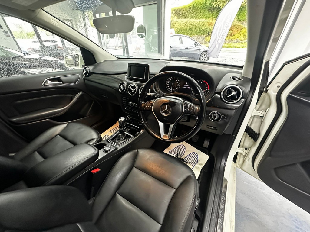 MERCEDES-BENZ B CLASS