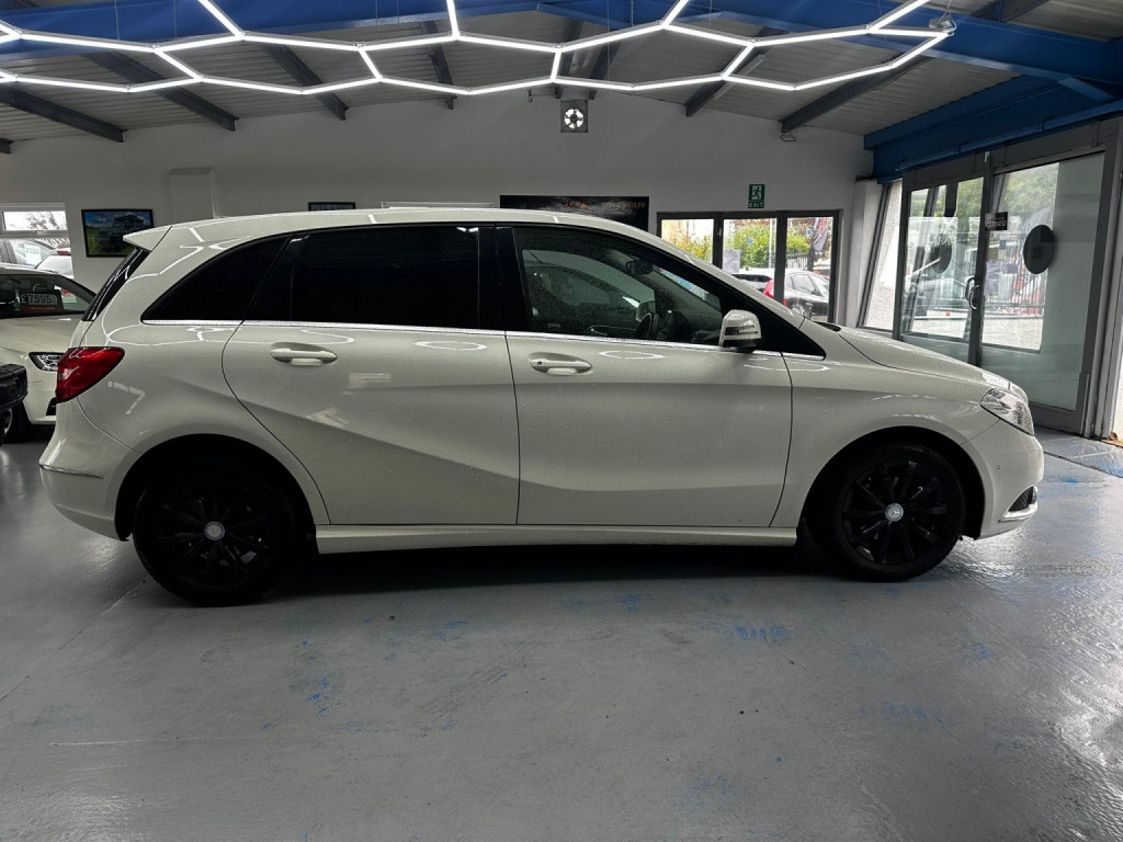 MERCEDES-BENZ B CLASS